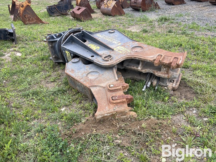 rent-demolition-rd30-hydraulic-rotating-pulverizer-image-2