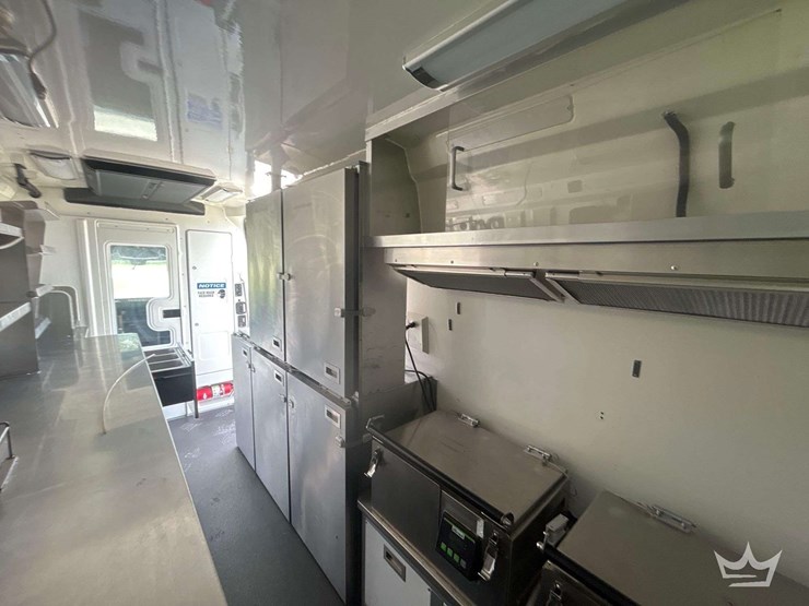 2021-mercedes-benz-sprinter-4500-image-20