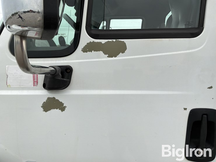 2019-international-4300-sba-image-11