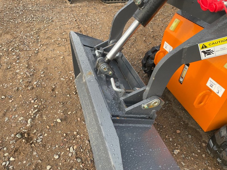 #2005-•-unused-2026-landhonor-mini-skid-steer-loader-image-5