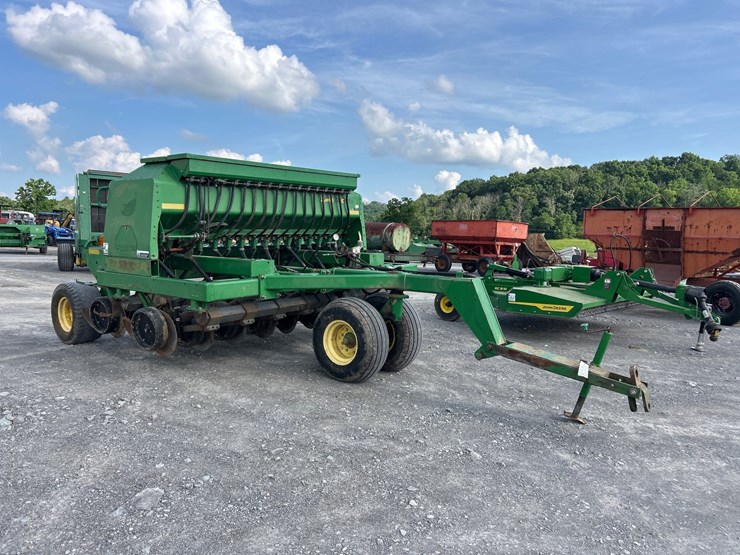 john-deere-1590-image-1