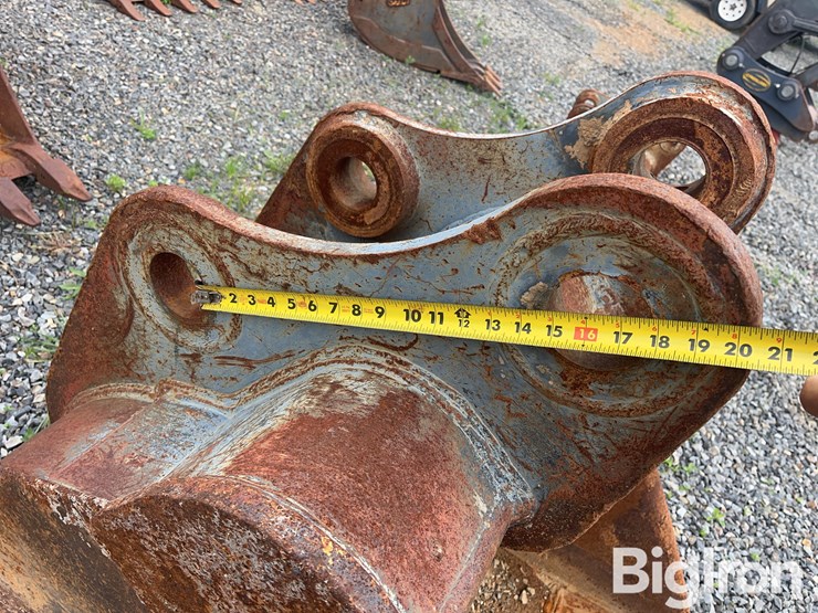 strickland-cx210-36”-excavator-bucket-image-19