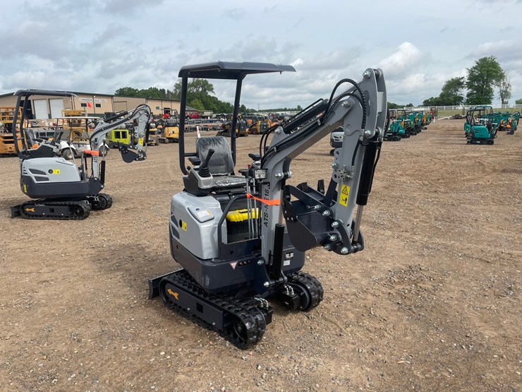 #2033-•-unused-2026-ats-mini-excavator-image-4