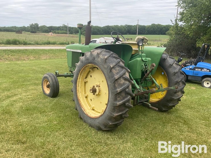 1961-john-deere-3010-image-7