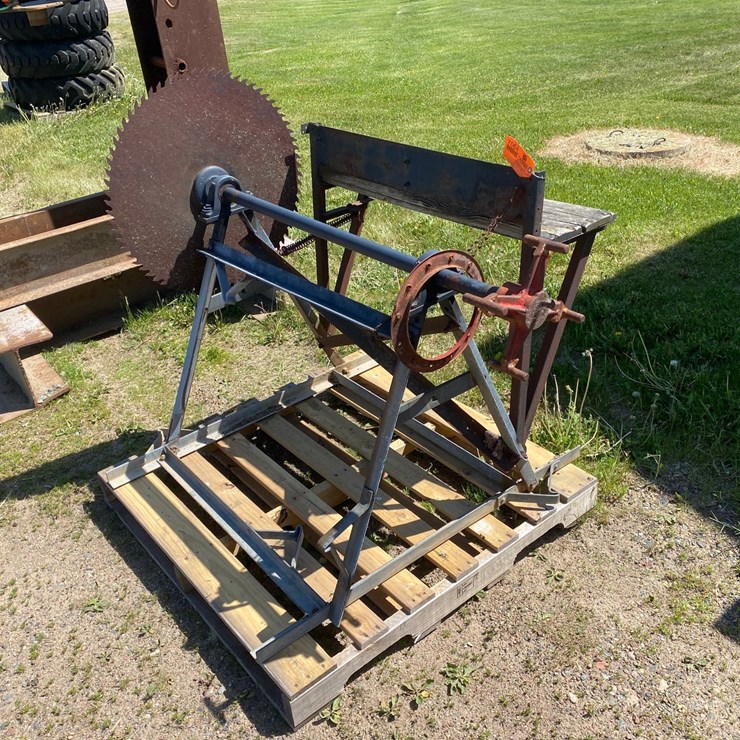 #7064 • Belt driven Buzz Cut Saw (Deerbrook, WI)