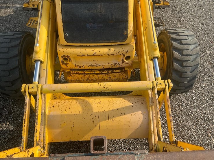 1998-ford-655e-image-9