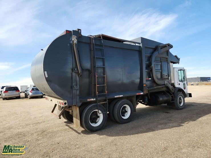 1999-mack-mr690s-image-4