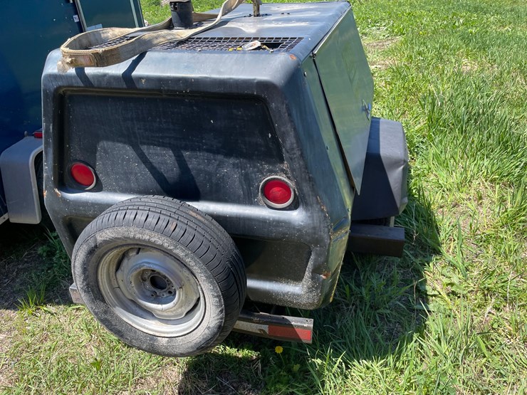 john-deere-4239d-image-6