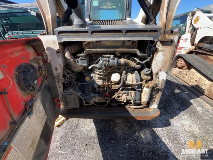 2021-bobcat-t870-image-7