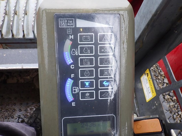 takeuchi-tl8-image-28