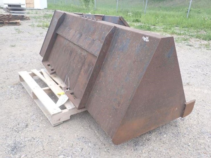 80-in.-bucket-image-3