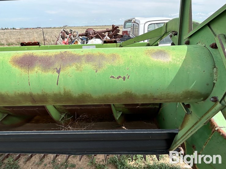 1982-john-deere-230-image-19