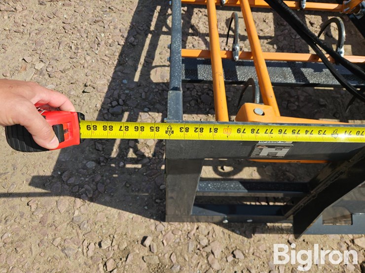 2026-arteer-acg-10-skid-steer-hay-accumulator-grapple-image-9