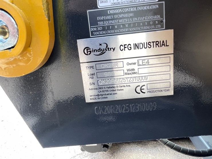 #2662-•-unused-cfg-mini-excavator-image-45