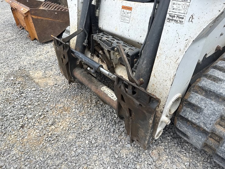 2020-bobcat-t770-image-7