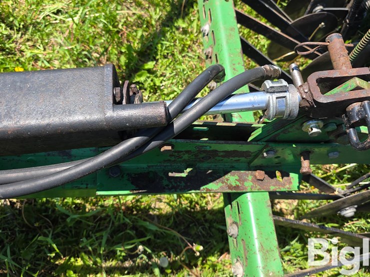 john-deere-8200-image-14