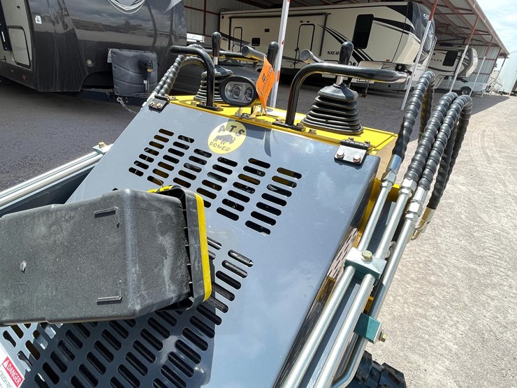 #2701-•-unused-2026-mini-skid-steer-loader-image-27