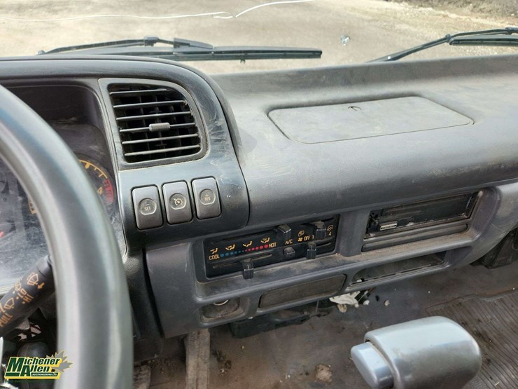 2007-gmc-w4500-image-32