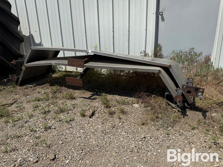 shop-built-stainless-steel-truck-fenders-image-1