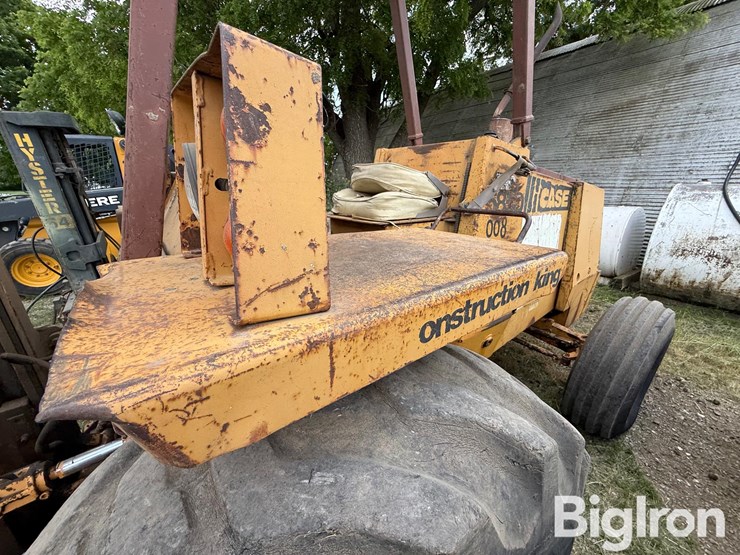 case-585d-construction-king-rough-terrain-forklift-image-18