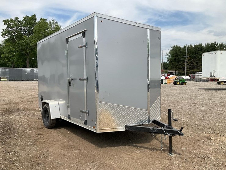 2024-haulin-31'-x-102"-image-1