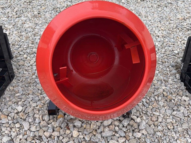 hydraulic-concrete-mixer-attachment-for-skid-steer-image-2