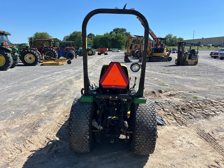 john-deere-4100-image-3
