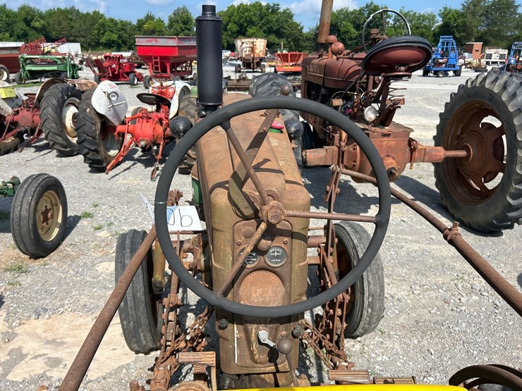 john-deere-420-image-12