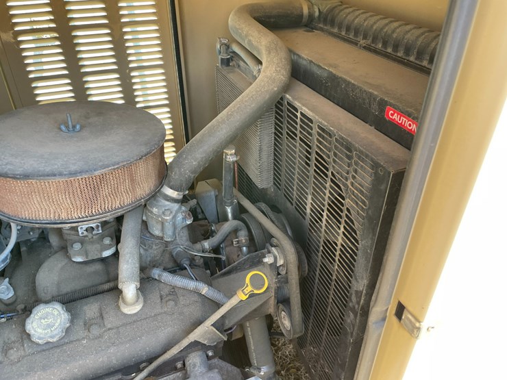 #7057-•-generac-2000-series-natural-gas-generator-(deerbrook,-wi)-image-11