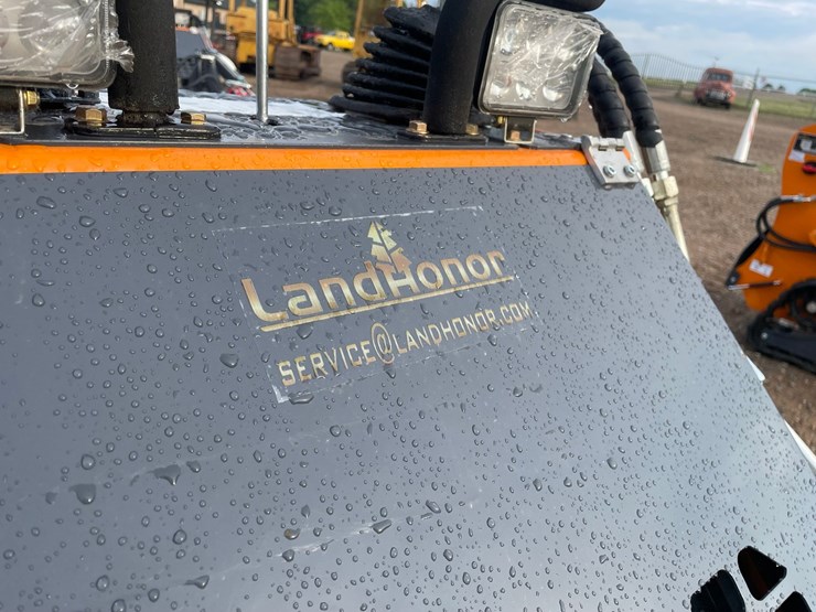 #2004-•-unused-2026-landhonor-mini-skid-steer-loader-image-16