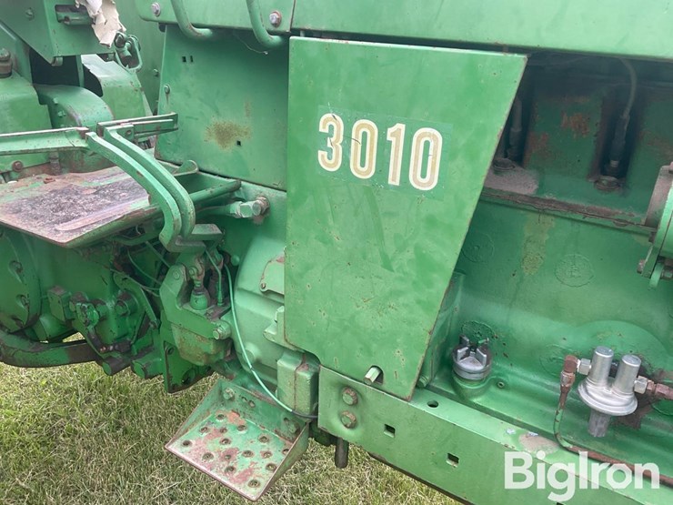 1961-john-deere-3010-image-11