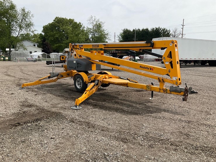 #1275-•-2021-haulotte-5533a-towable-boom-lift-image-2