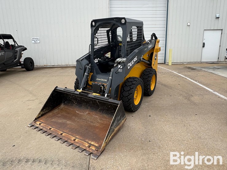 2018-deere-316gr-image-2