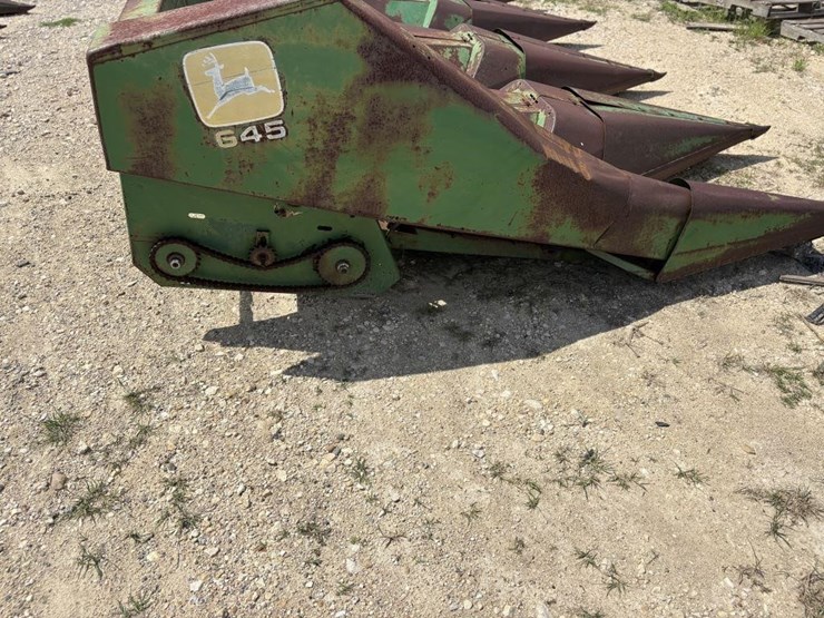 john-deere-444-image-4