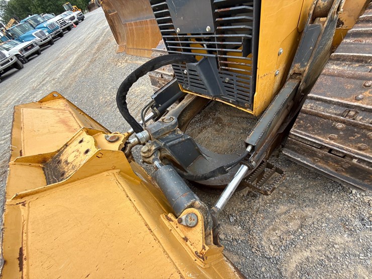 deere-650k-xlt-image-6