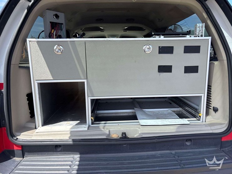 2013-ford-expedition-el-xlt-image-21