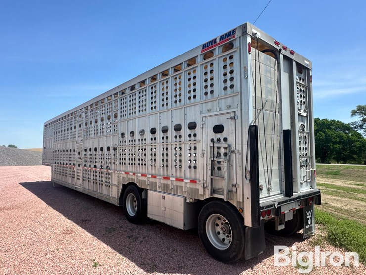 2015-eby-livestock-trailer-image-7