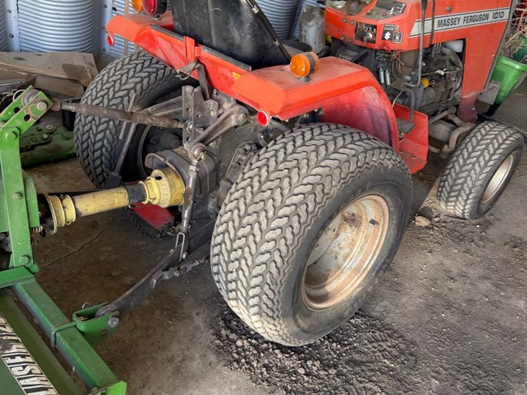 massey-ferguson-1010-image-12