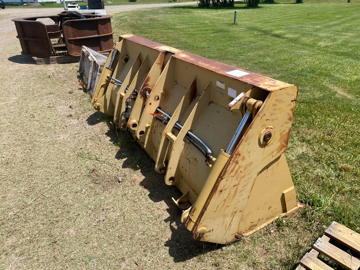 #7076-•-94"-4-in-1-loader-backhoe-bucket-(deerbrook,-wi)-image-5