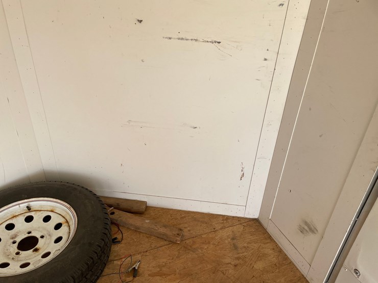 #412-•-2012-middlebury-16'-enclosed-trailer-(has-wi-title)-image-74