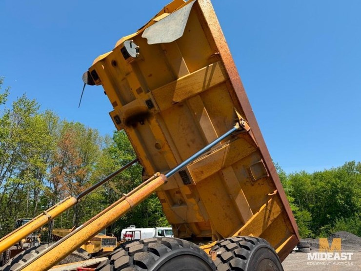 deere-400d-image-11