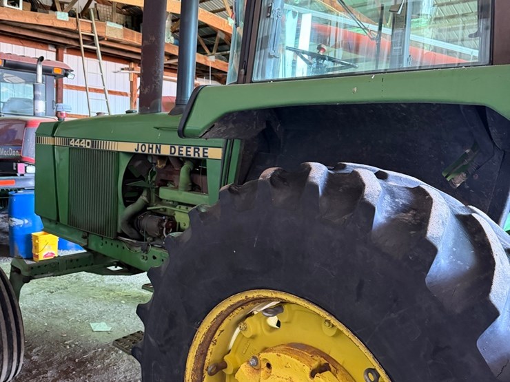 john-deere-4440-image-15