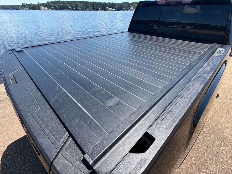2020-gmc-sierra-2500-image-24