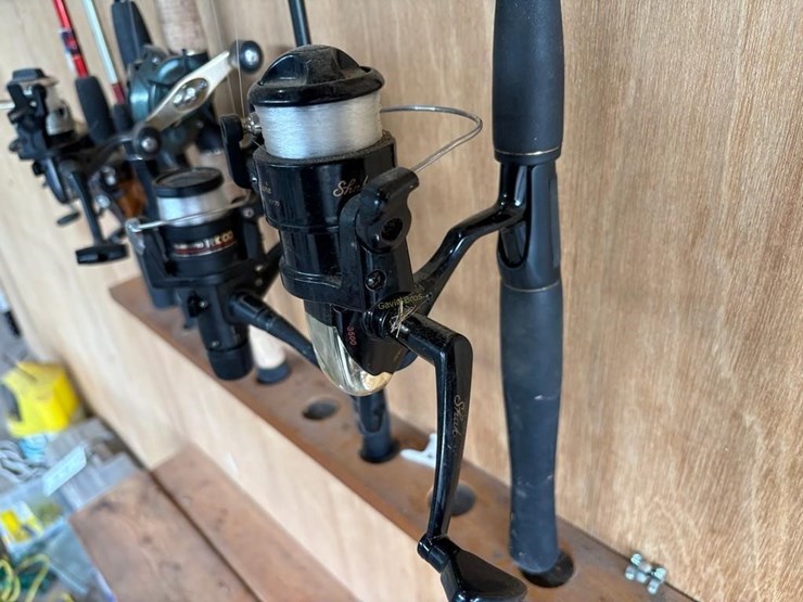 misc-fishing-poles-&-reels-image-3