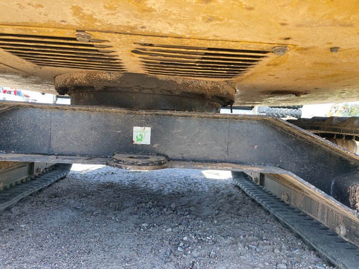 caterpillar-303.5e2-cr-image-32