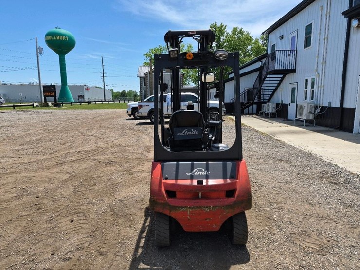 2019-linde-e20-image-4