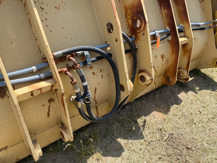 #7076-•-94"-4-in-1-loader-backhoe-bucket-(deerbrook,-wi)-image-12