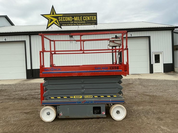 #1305-•-2007-skyjack-sj4632-scissor-lift-image-2