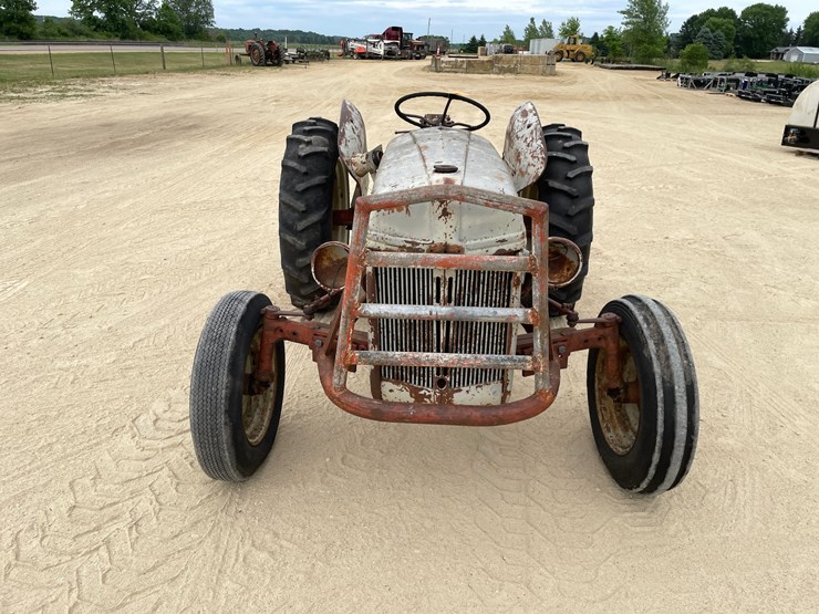 ford-8n-image-2