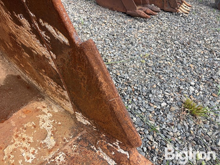 strickland-pc138-36-36”-excavator-bucket-image-12